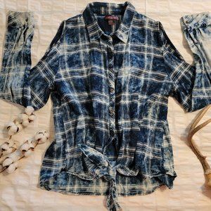 Rock & Republic Cold Shoulder Button Down Acid Wash